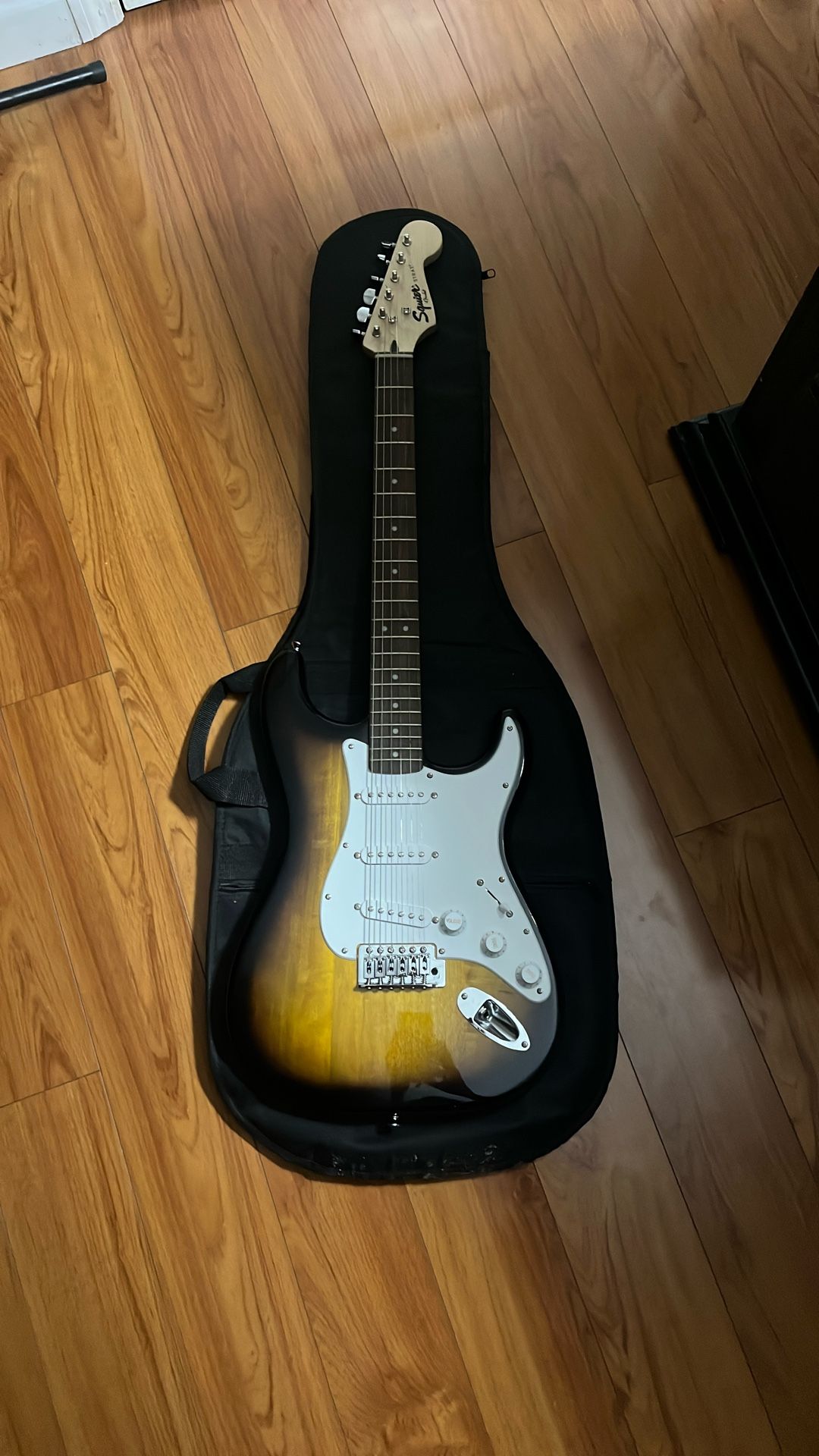 Fender Stratocaster with Amplifier