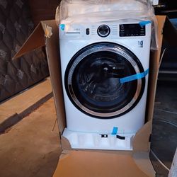 GE UltraFresh Vent System Front Load Washer