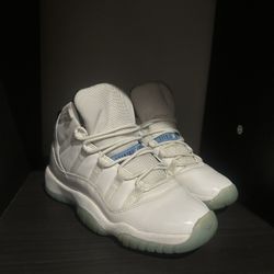 Air Jordan 11 “Legend Blue / Columbia” 