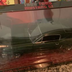  1:18 Diecast 1968 FORD MUSTANG GT FASTBACK  
