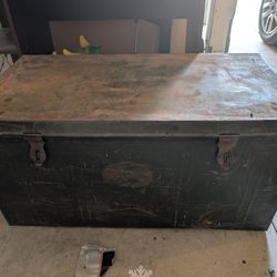 Vintage Metal Storage Chest
