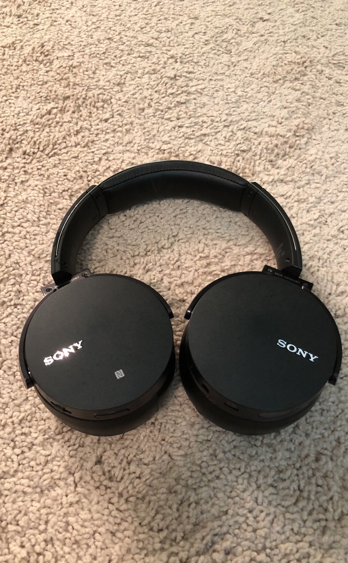 Sony -XB950BT Bluetooth Headphones