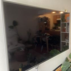 Samsung 60” 4K Ultra HD Smart LED TV – Great Condition