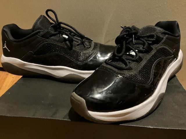 Jordan 11 Low