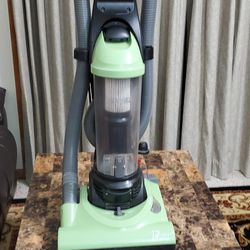 Eureka Pet Upright Vacuum with Self - Cleaning Brushroll 