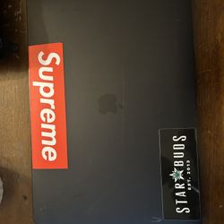 Apple iMac Pro 16’ I9