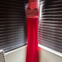Red prom dress