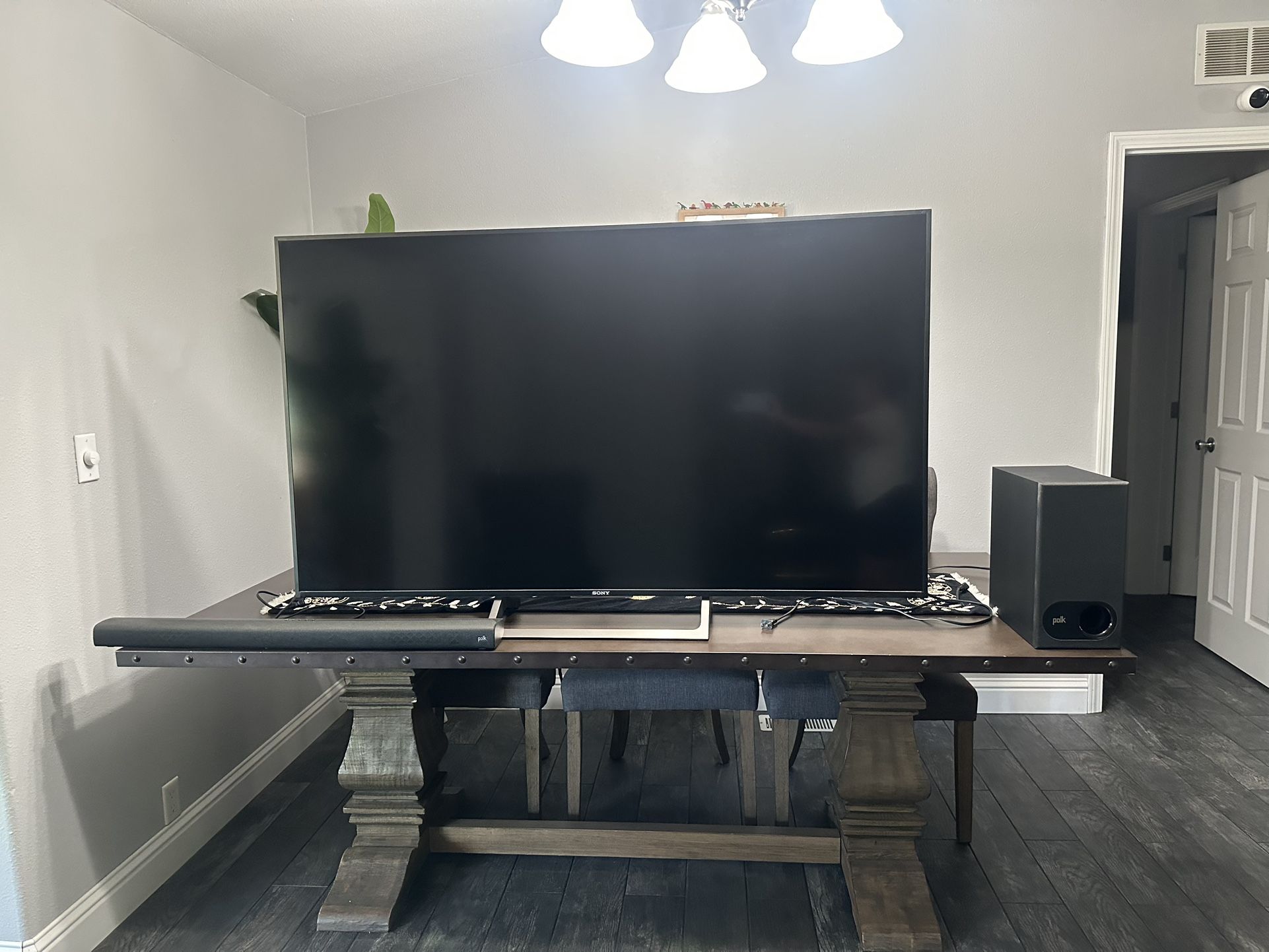 65” Sony Bravia And Polk Sound Bar/woofer