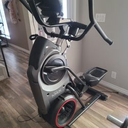 Bowflex Max Trainer M9