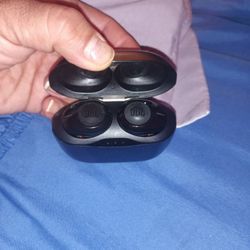 JBL Wireless Headphones 