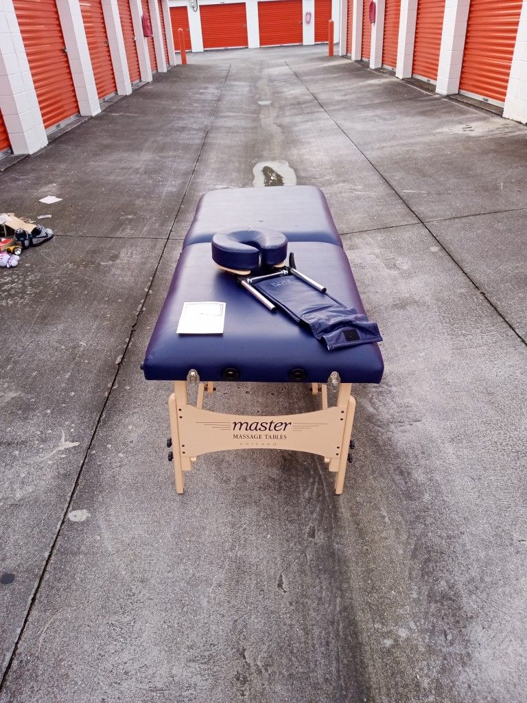 Master Massage Table
