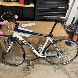 Trek Woman’s Road Bike Lexa