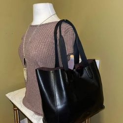 Brand New Leather COACH Tote! Genuine Leather