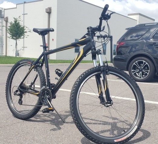 Specialized Mountain Bike 