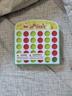 Holiday 4 In A Row Game