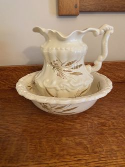 Vintage Athena Virgil California Pitcher and Wash Basin set - Wheat