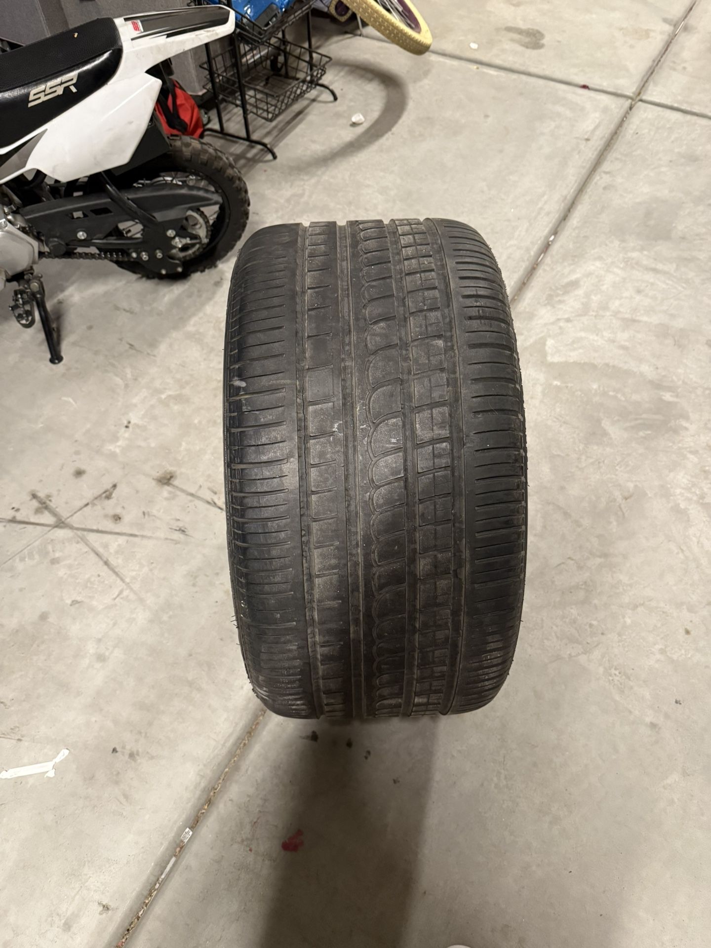 305/30 Zr 19 Tires X2