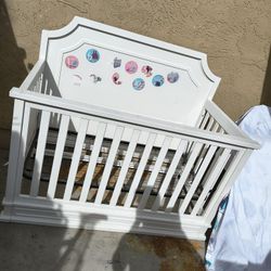 Solid Wood Baby Crib 