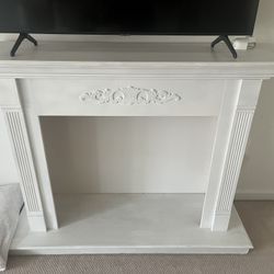 Fireplace Surround/mantle 