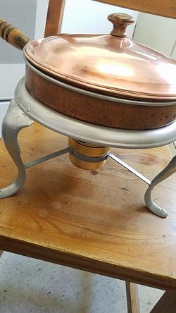 Fondue pot