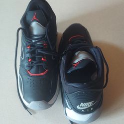 Nike Jordan Point Lane Airs 11's