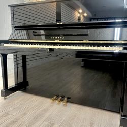 Like New Yamaha U1 M Upright Piano Free Delivery And Tuning