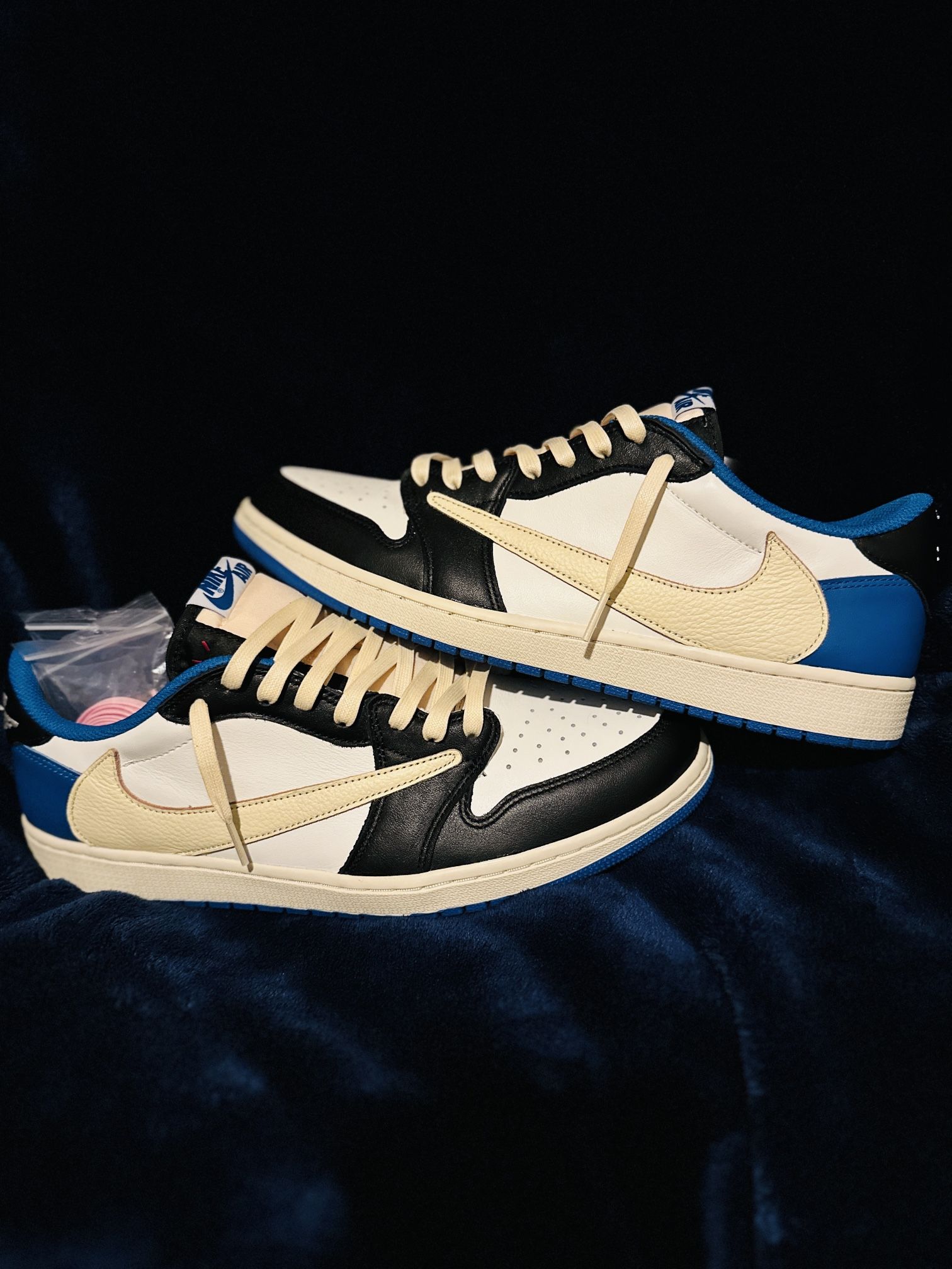 Jordan 1 Low OG Travs X Fragment Size 13