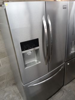 Frigidaire stainless steel french door refrigerator - Free delivery