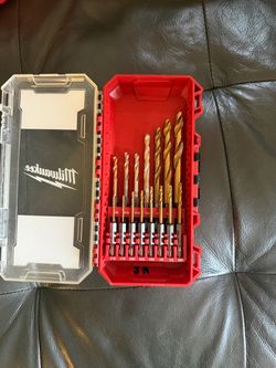 Milwaukee Titanium drill bit set