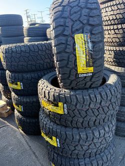 🚨‼️vendo set de llantas Lt 33x12.50 22 headway tires R/T