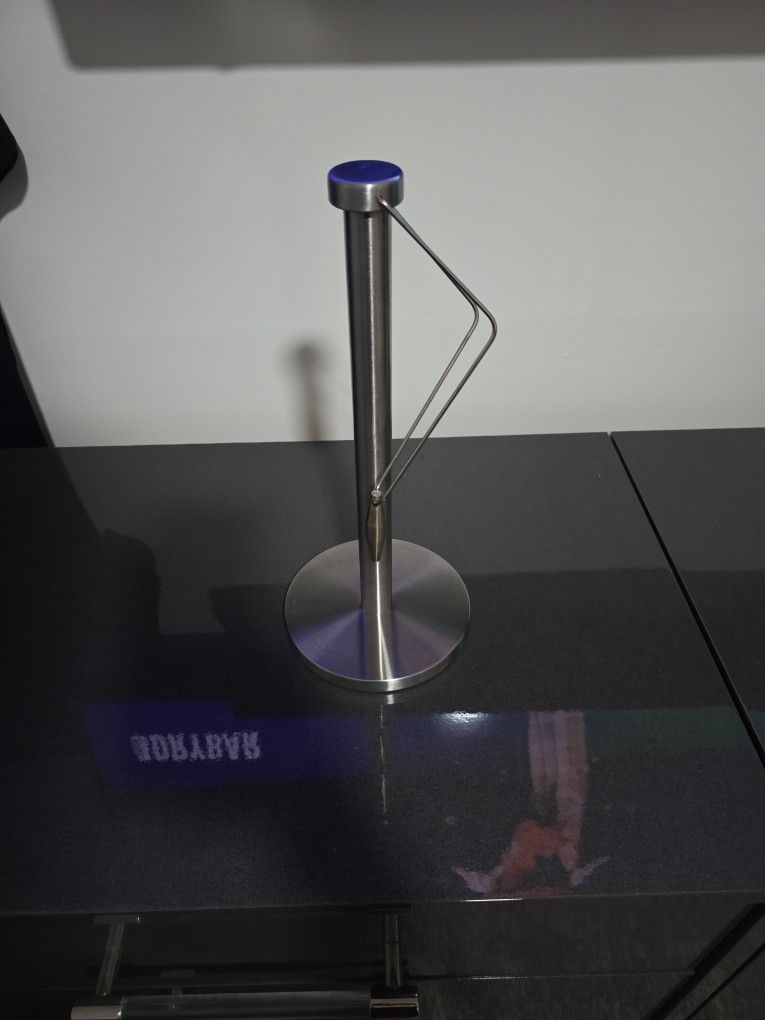 Weighted Paper Towel Holder