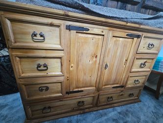 8 Drawer Pine Dresser Natural Finnish
