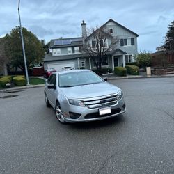 🚘 2012 Ford Fusion SE – Clean & Reliable