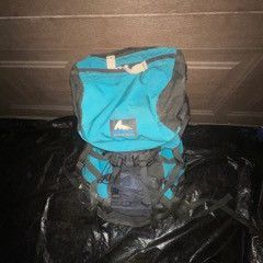 Men's Gregory Mountain Climbing/Hiking  Backpack With Cover