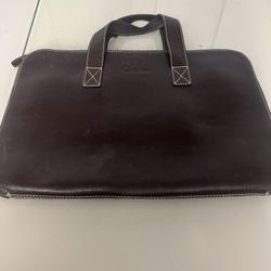 Cole Haan Brown Leather Messenger Laptop Bag Unisex Two Handle Padded Briefcase. The item is padded in good condition with cosmetic blemishes. The out