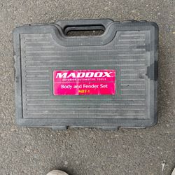 MADDOX Body And Fender Set