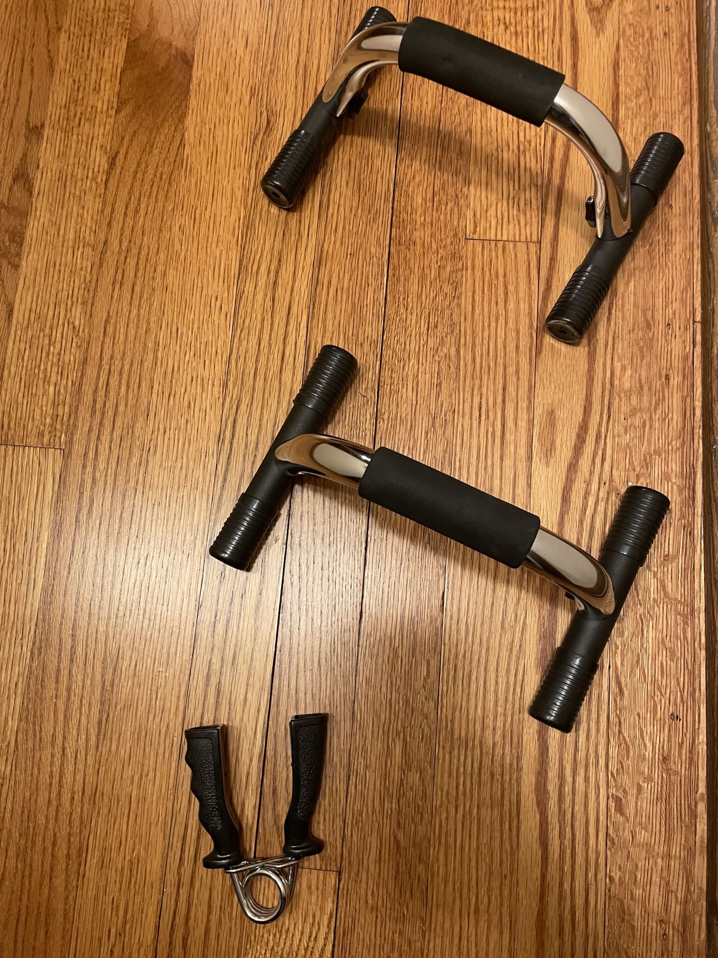 Push Up Bars & Hand Grippers