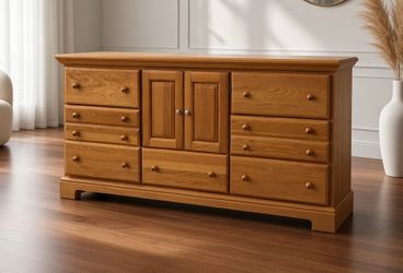 Vintage Bassett Solid Wooden Oak 9 Drawer Bedroom Dresser Chest! Good condition! 64x18x33in