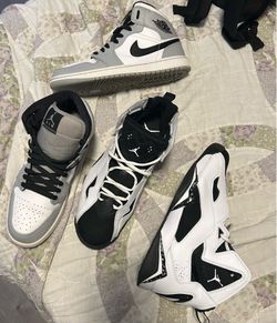 Jordan 1s size 10 & Jordan 7s size 10 1/2