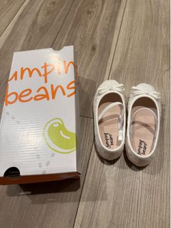 Jumping Bean white youth (girls) flats