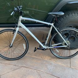 Fuji Hybrid Bike