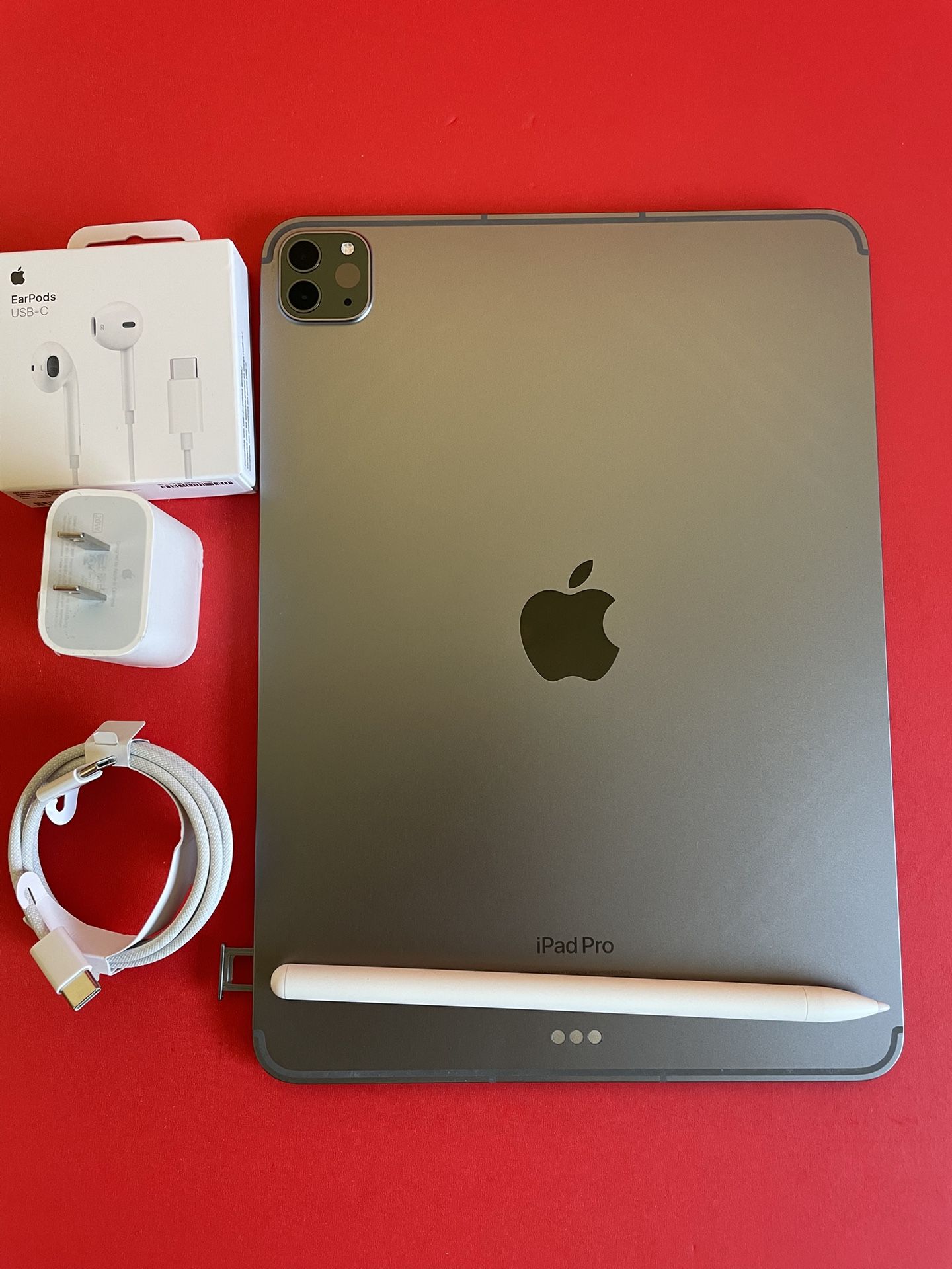 128GB Apple IPad Pro 11” 4th Generation (2022 Model / M2 chip) Wi