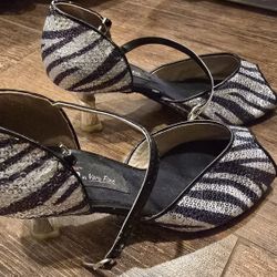 Dance Shoes 5.5