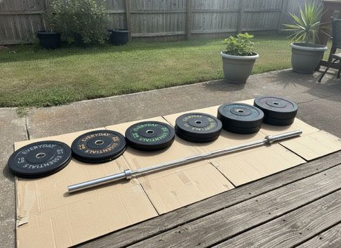 Weights Full Set 415 lbs - Plates & Bar **NEW IN BOX**