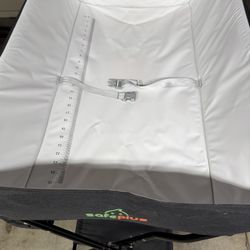 Changing Table - Collapsible 