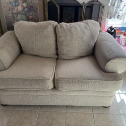 2 Couch Set