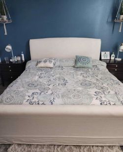 King Bed 