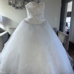 Bride dress / vestido de novia size 11/12 M in great condition