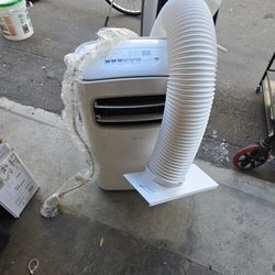 MIDEA Portable AC with Window Attachment 