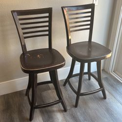 Free Counter Height Bar stools